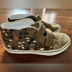 Boys Vans Sneakers size 4.5